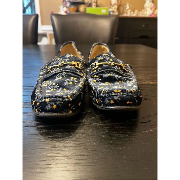 CAbi Carnaby Blue Velvet Floral Preppy Loafers sz 7.5 EUC - Picture 2 of 7